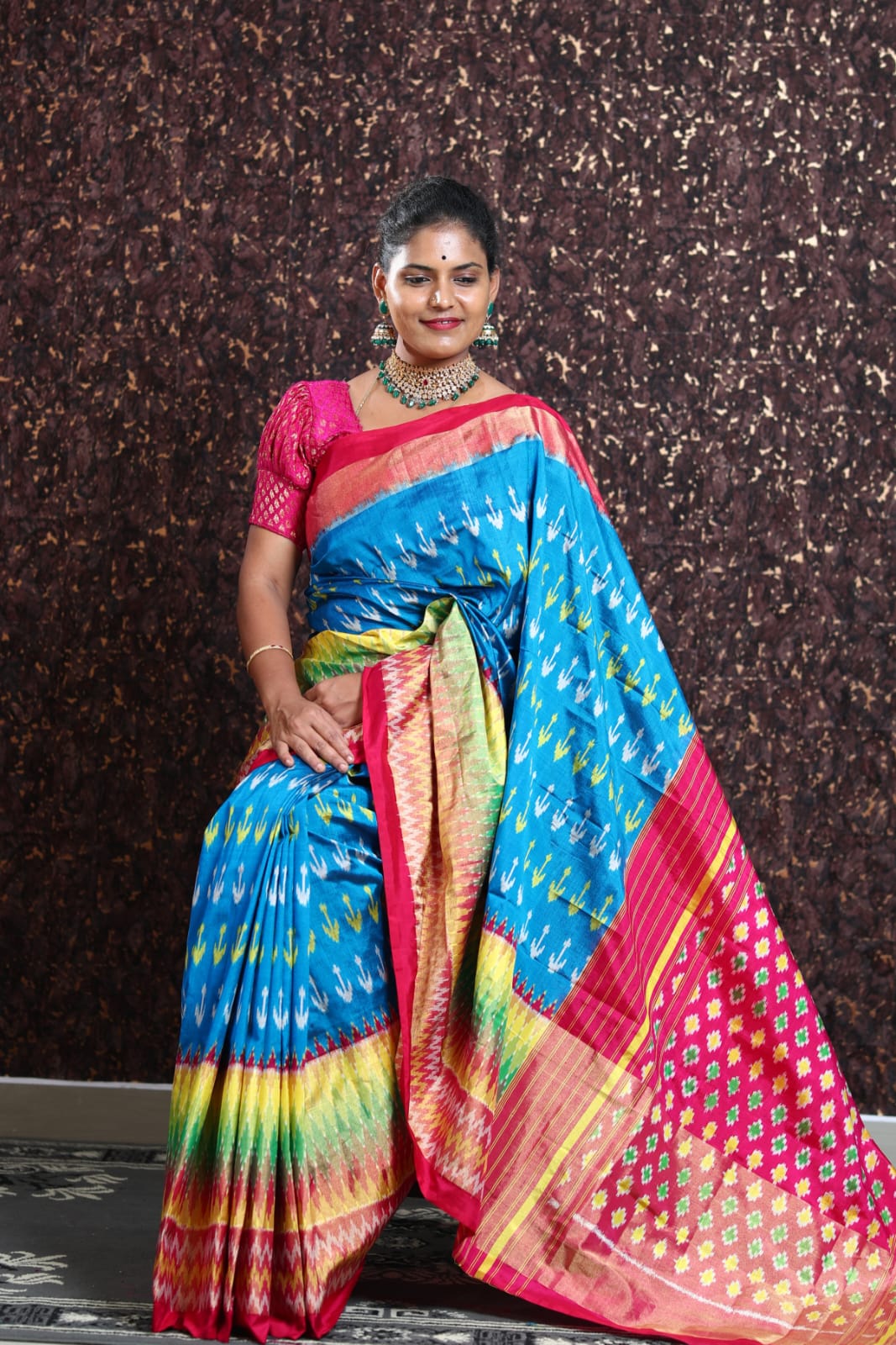 Silk Double Ikkat Pochampally Handloom Pure Silk Saree at Rs 9000 | Pochampally  Silk Saree in Choutuppal | ID: 23130468048